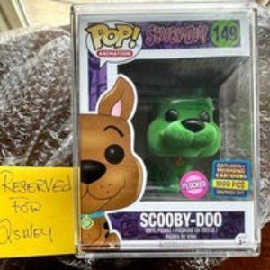 RESERVED for ASH Funko pop scooby doo Gr